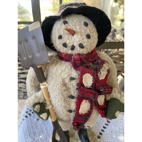 Vintage Rustic Snowman Figurine Distressed Aged Country Farm House - Picture 3 of 8